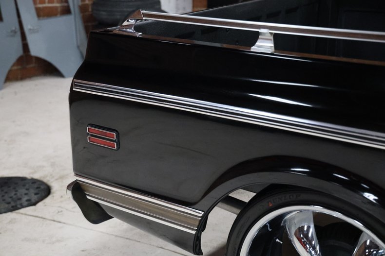 Chevrolet-C10-1971-Black-Black-28
