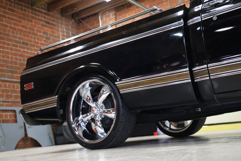 Chevrolet-C10-1971-Black-Black-31