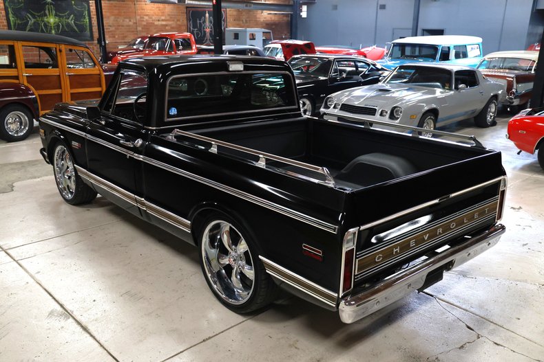Chevrolet-C10-1971-Black-Black-46
