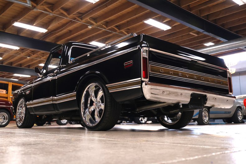 Chevrolet-C10-1971-Black-Black-48