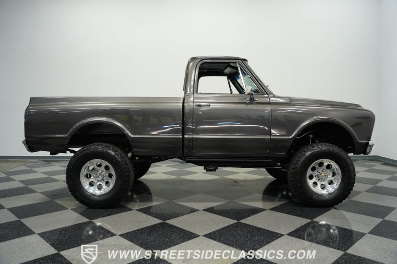 Chevrolet-C10-1971-Magnetic-Metallic-Black-11