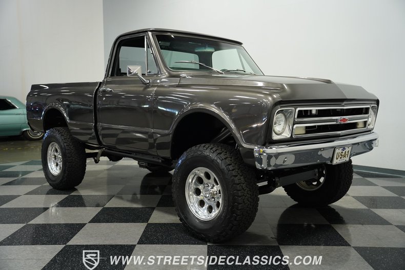 Chevrolet-C10-1971-Magnetic-Metallic-Black-13