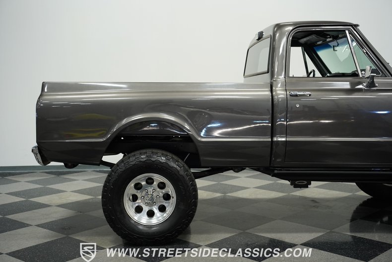 Chevrolet-C10-1971-Magnetic-Metallic-Black-26