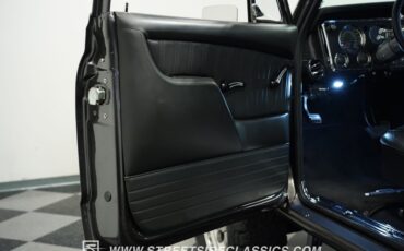 Chevrolet-C10-1971-Magnetic-Metallic-Black-33
