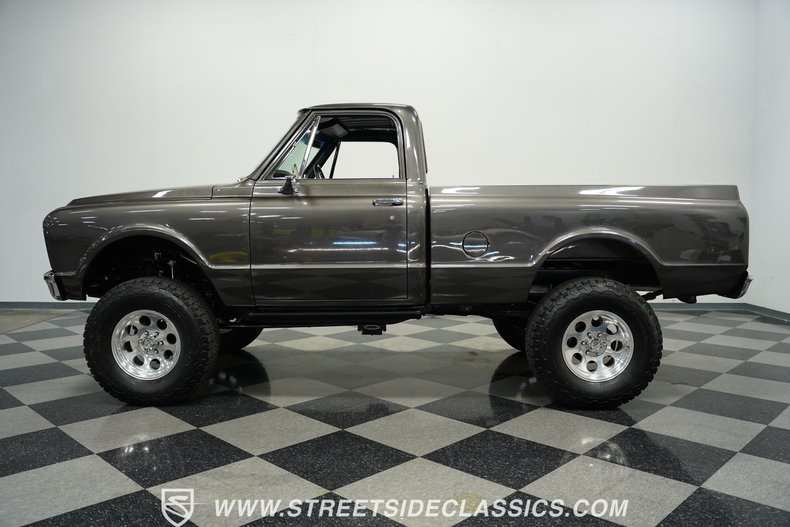 Chevrolet-C10-1971-Magnetic-Metallic-Black-4