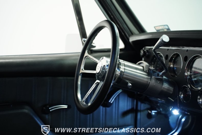 Chevrolet-C10-1971-Magnetic-Metallic-Black-46
