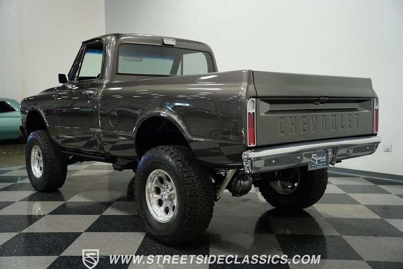 Chevrolet-C10-1971-Magnetic-Metallic-Black-6