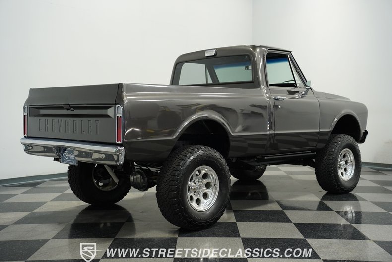 Chevrolet-C10-1971-Magnetic-Metallic-Black-9