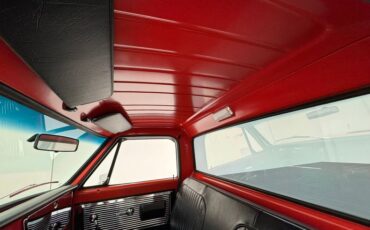 Chevrolet-C10-1972-Bright-Red-Black-10