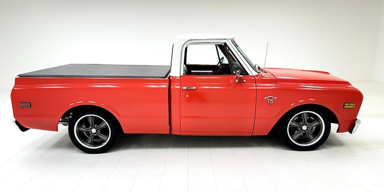 Chevrolet-C10-1972-Bright-Red-Black-19
