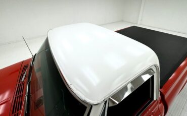 Chevrolet-C10-1972-Bright-Red-Black-27