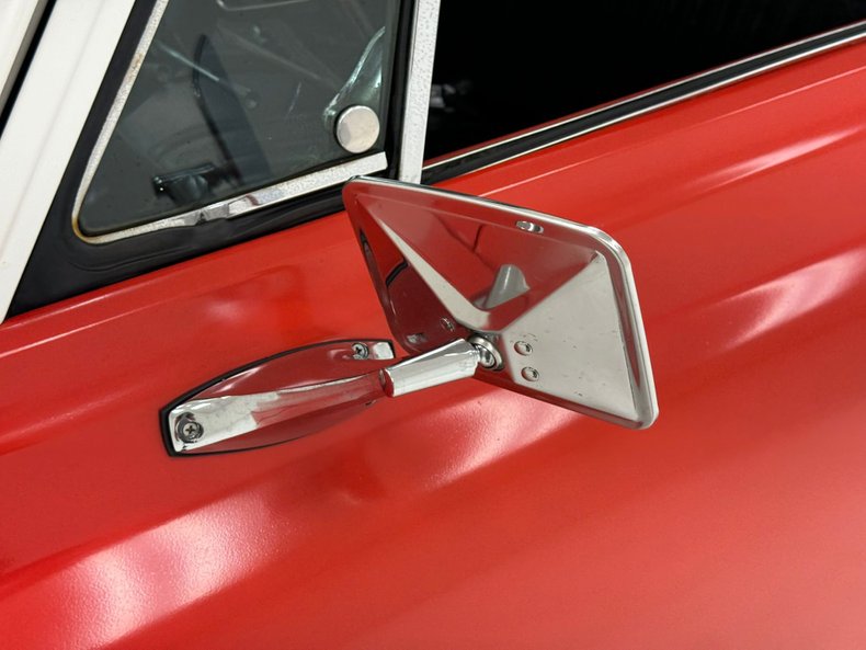 Chevrolet-C10-1972-Bright-Red-Black-28
