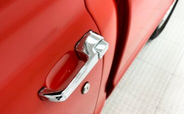 Chevrolet-C10-1972-Bright-Red-Black-29