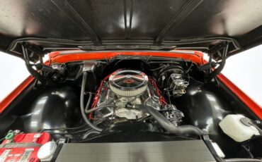 Chevrolet-C10-1972-Bright-Red-Black-35