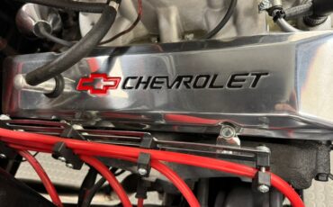 Chevrolet-C10-1972-Bright-Red-Black-37