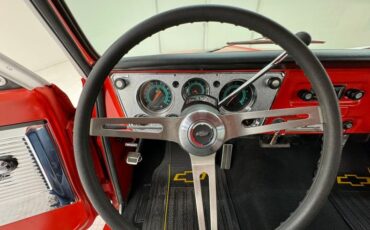 Chevrolet-C10-1972-Bright-Red-Black-48