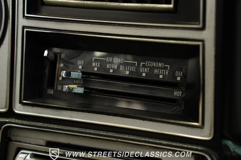 Chevrolet-C10-1978-Black-Green-14