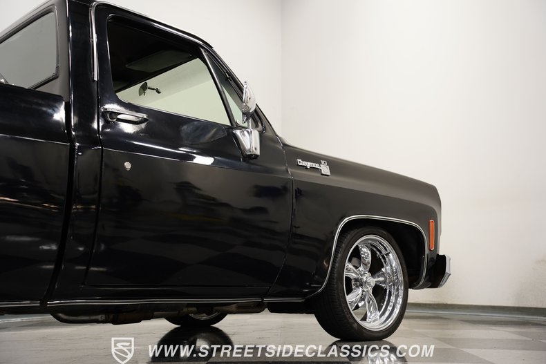 Chevrolet-C10-1978-Black-Green-36