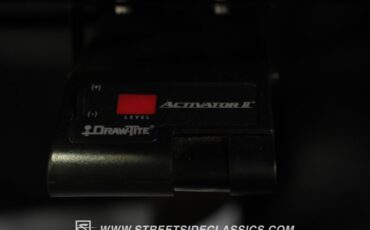 Chevrolet-C10-1978-Black-Green-43