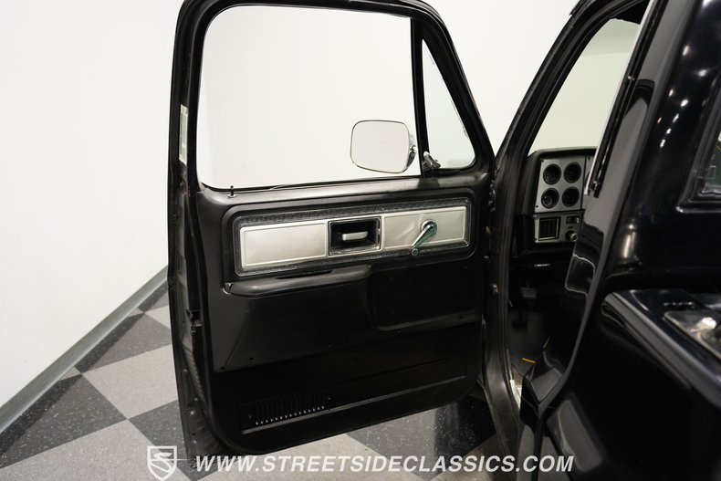 Chevrolet-C10-1978-Black-Green-8