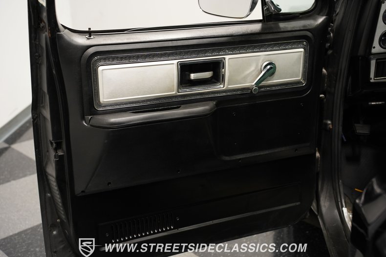Chevrolet-C10-1978-Black-Green-9