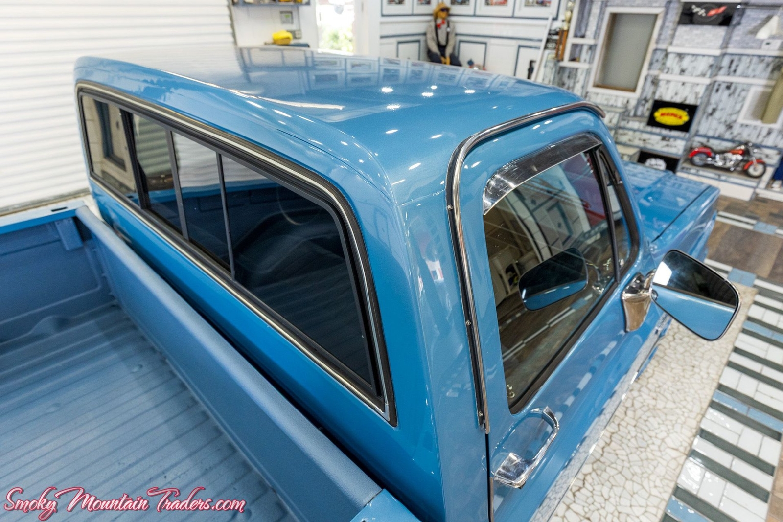 Chevrolet-C10-1984-21
