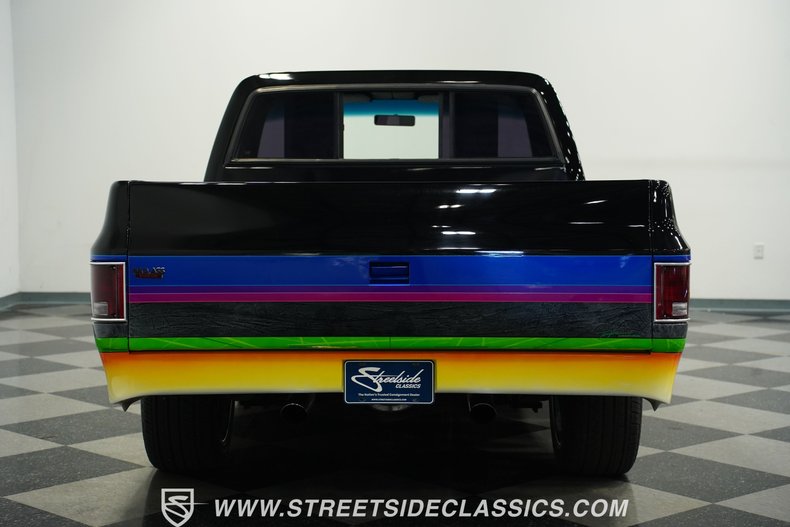 Chevrolet-C10-1984-Black-Black-15