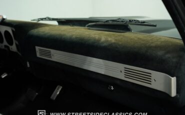 Chevrolet-C10-1984-Black-Black-4