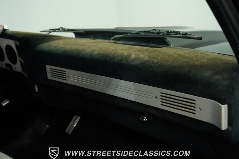 Chevrolet-C10-1984-Black-Black-4