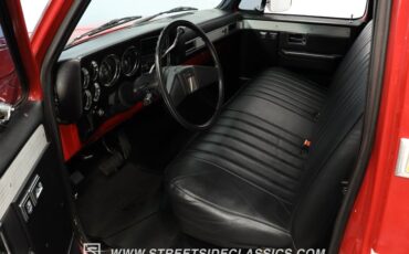 Chevrolet-C10-1986-Red-Black-1