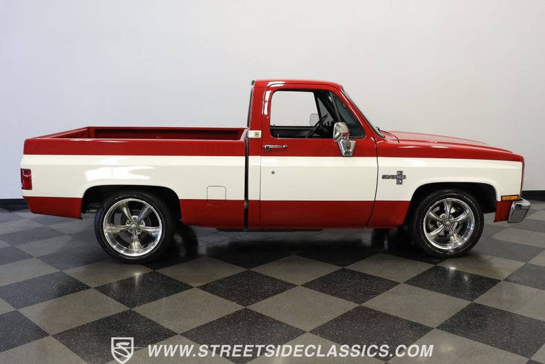 Chevrolet-C10-1986-Red-Black-11