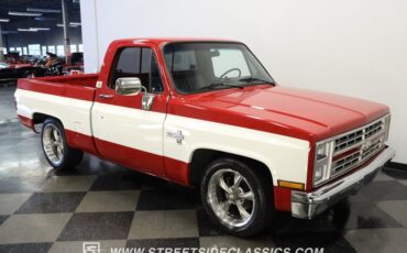 Chevrolet-C10-1986-Red-Black-12