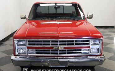 Chevrolet-C10-1986-Red-Black-14