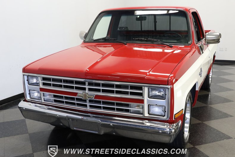Chevrolet-C10-1986-Red-Black-15