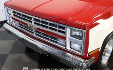 Chevrolet-C10-1986-Red-Black-17