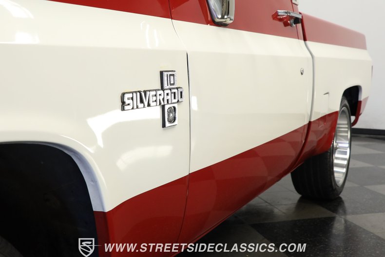 Chevrolet-C10-1986-Red-Black-19