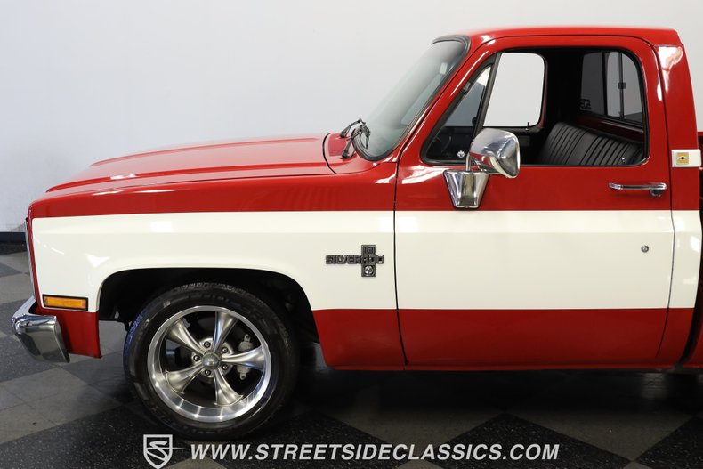 Chevrolet-C10-1986-Red-Black-20