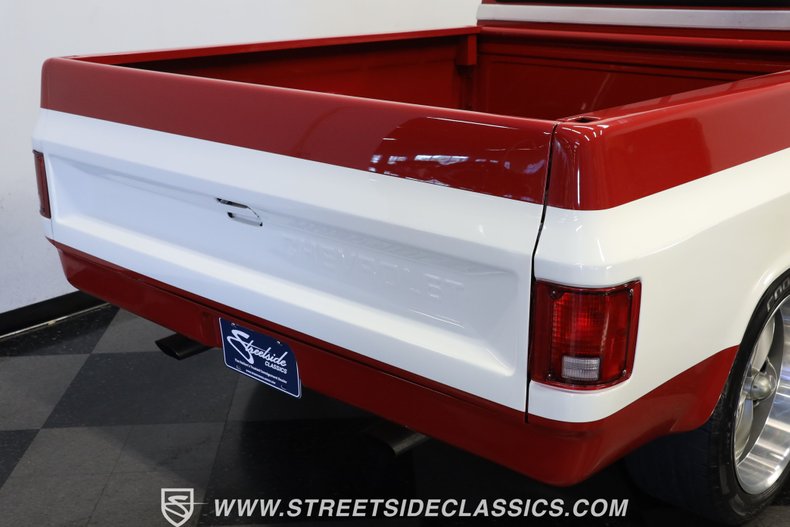 Chevrolet-C10-1986-Red-Black-22