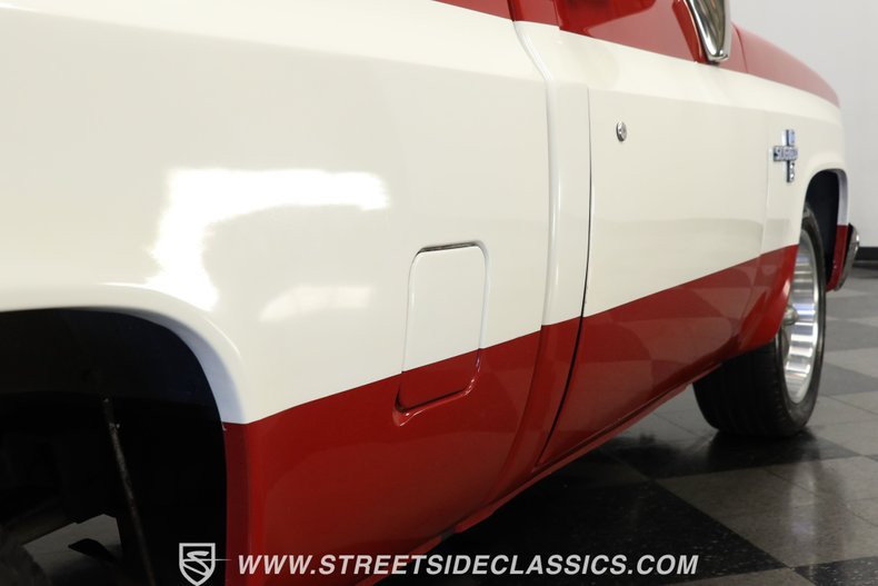 Chevrolet-C10-1986-Red-Black-24