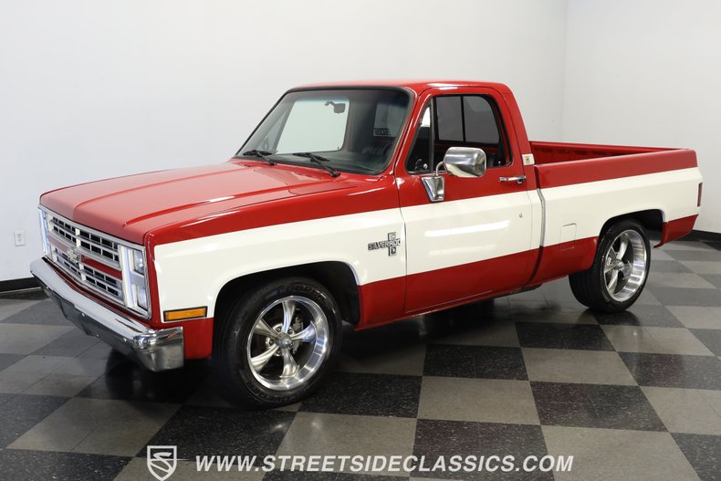 Chevrolet-C10-1986-Red-Black-3