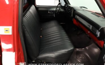 Chevrolet-C10-1986-Red-Black-40