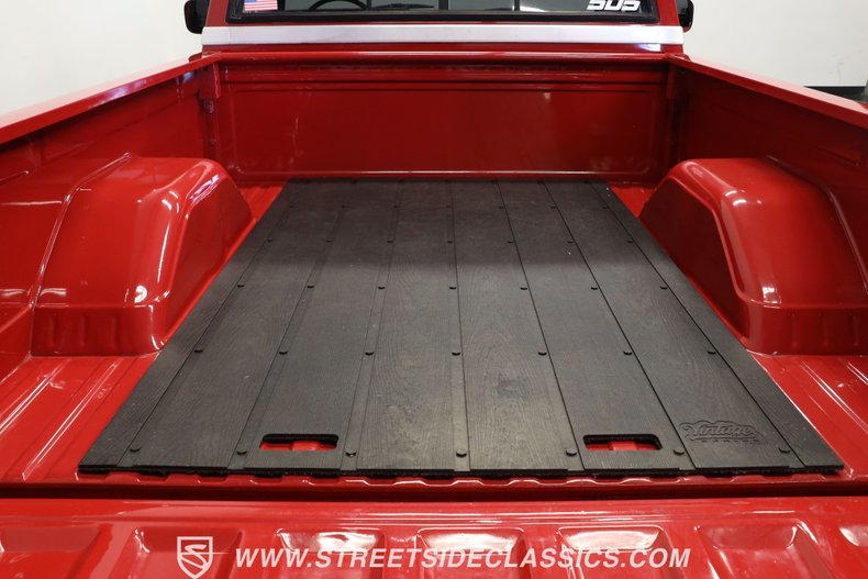 Chevrolet-C10-1986-Red-Black-46