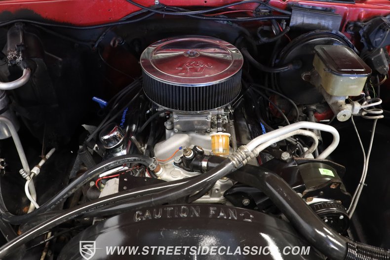 Chevrolet-C10-1986-Red-Black-47
