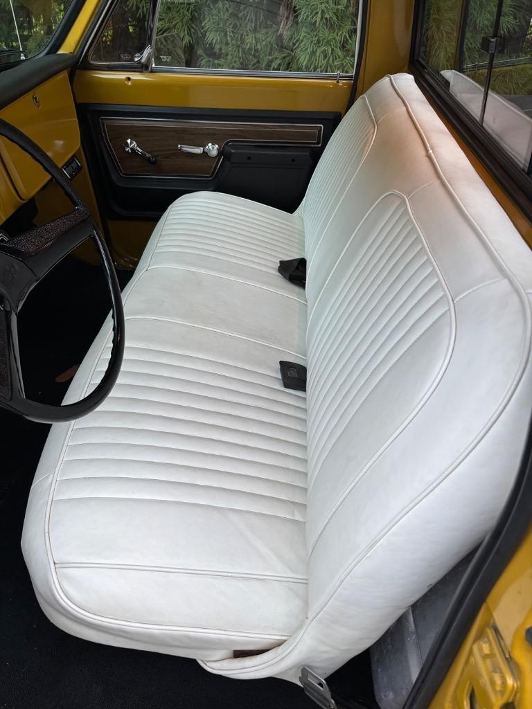 Chevrolet-C10-350350brand-new-vintage-AC-20-Americans-1972-Swb-11