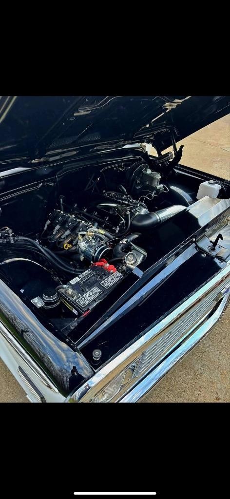 Chevrolet-C10-Built-6.0-LS-4l80-slick-as-youll-find-Resto-1972-17