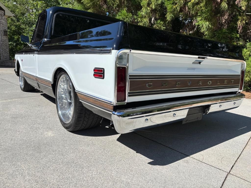 Chevrolet-C10-Built-6.0-LS-4l80-slick-as-youll-find-Resto-1972-7