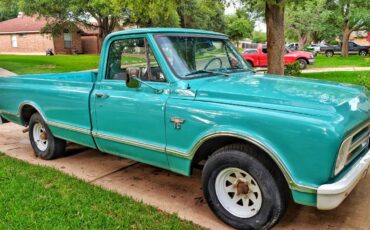 Chevrolet-C10-truck-1967-green