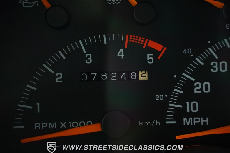 Chevrolet-C1500-1994-Summit-White-Gray-36