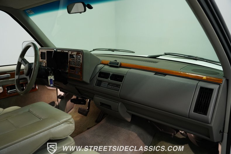 Chevrolet-C1500-1994-Summit-White-Gray-44