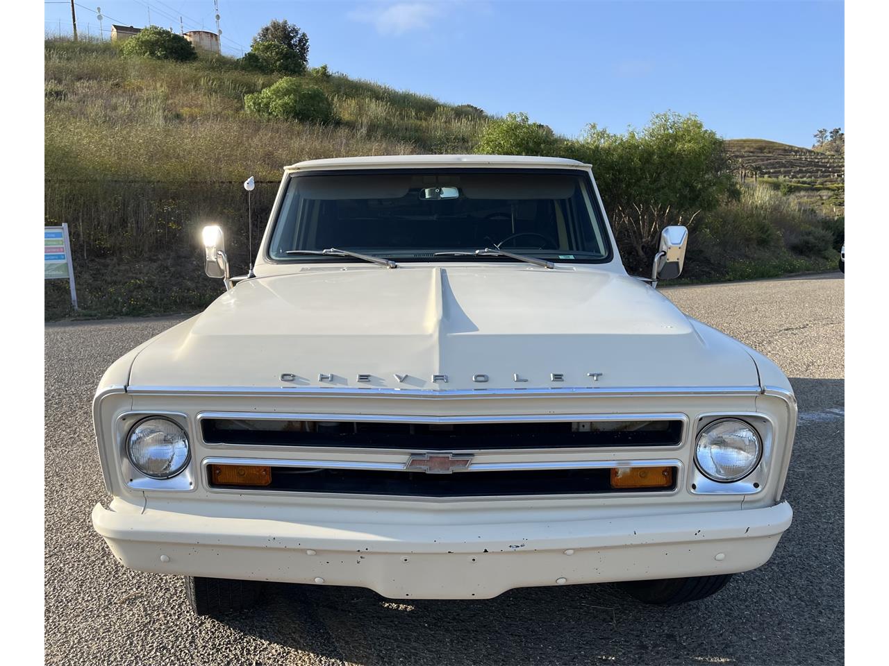 Chevrolet-C20-1968-Off-Whitetan-Off-Whitetan-1